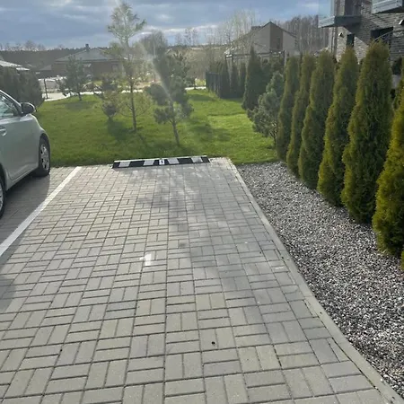 Апартаменты Mona *