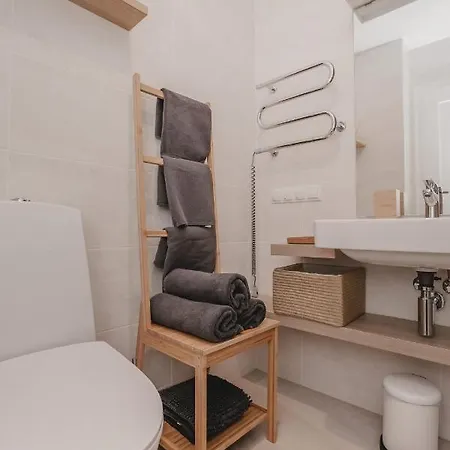 Mona Апартаменты *